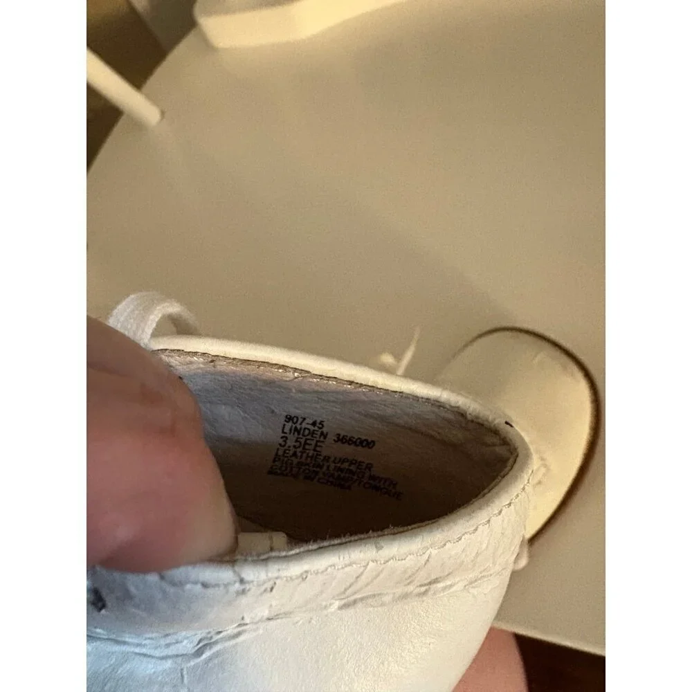 Buster Brown White Toddler Shoes